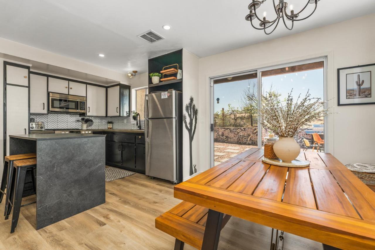 Hot Tub, Games, King Bed, Fire Pit, Bbq Grill, Minutes From National Park And Views Villa Joshua Tree Exterior foto
