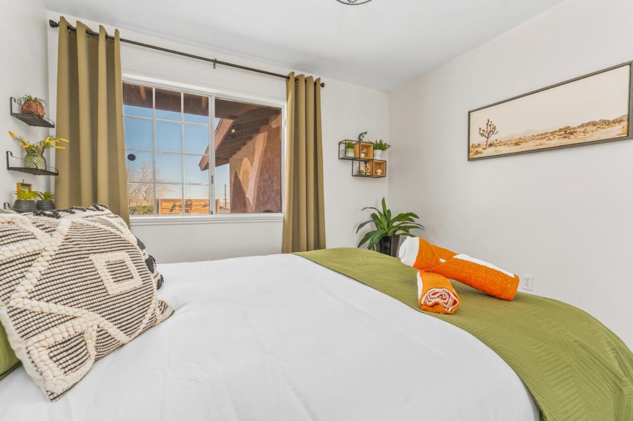 Hot Tub, Games, King Bed, Fire Pit, Bbq Grill, Minutes From National Park And Views Villa Joshua Tree Exterior foto